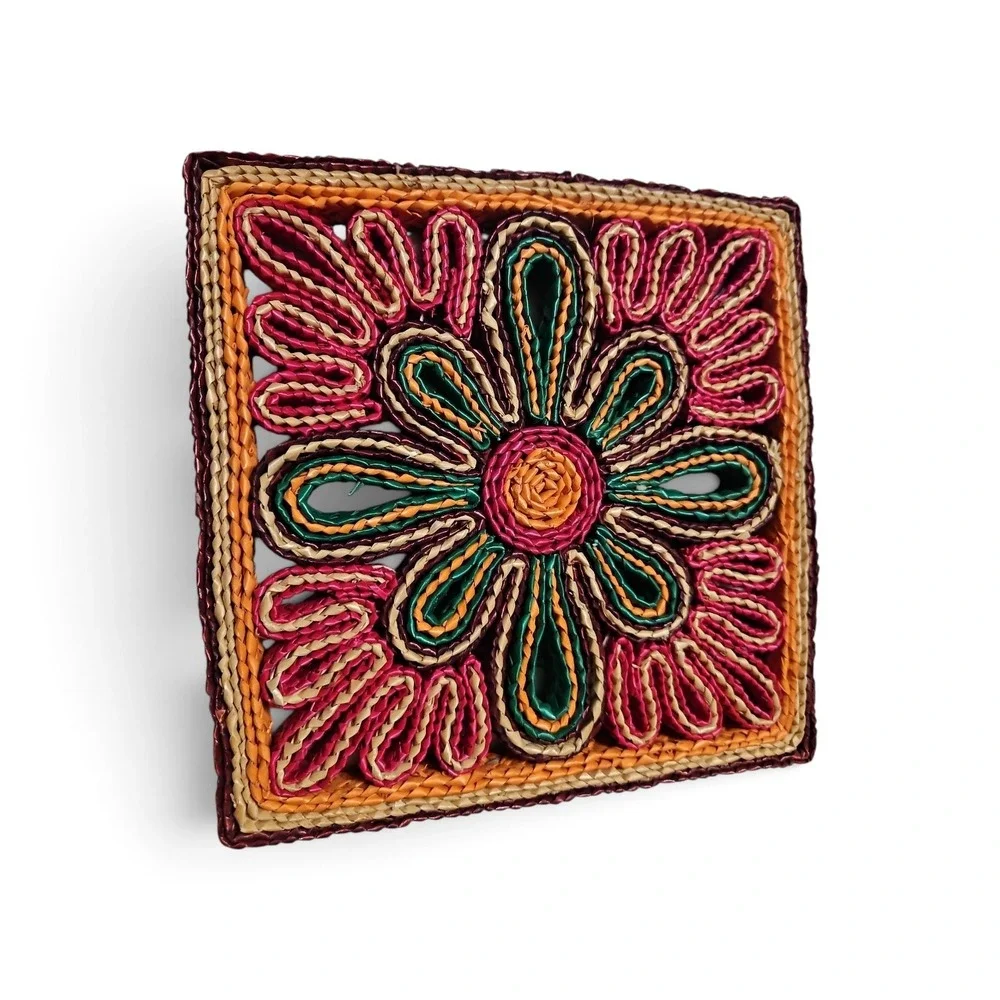 Vintage Straw Raffia Trivets Coasters 2pc Boho Floral Woven Hot Pads Square 0428